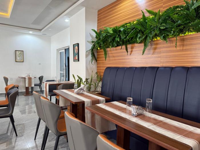 el patevadan hotel and suites