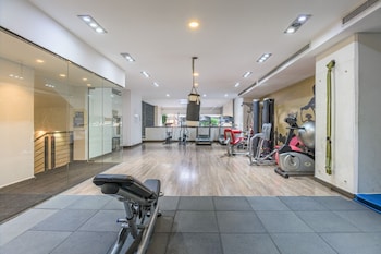 sirene 1 br apt pool and gym in gemmayze