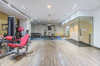 sirene 1 br apt pool and gym in gemmayze