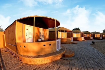 dune safari camp and resort