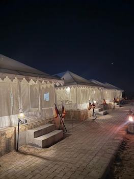 dune safari camp and resort