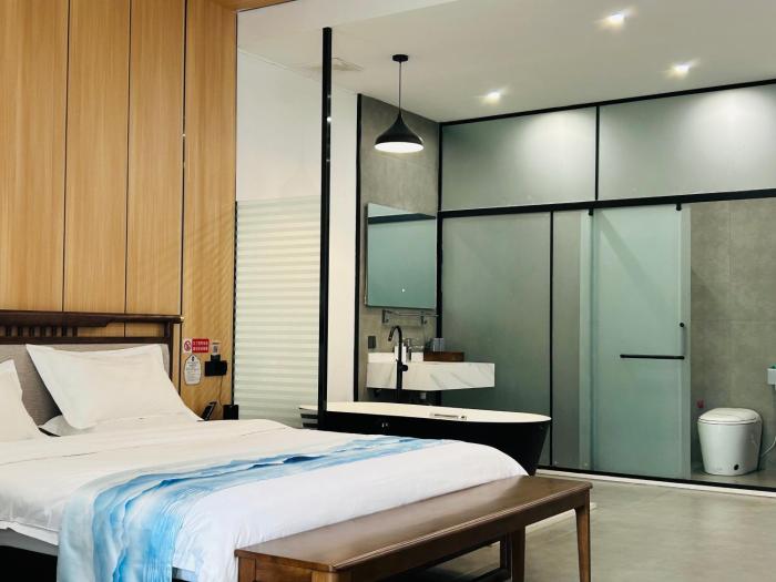 qichi waterfront bandb hotel