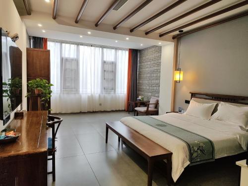 qichi waterfront bandb hotel