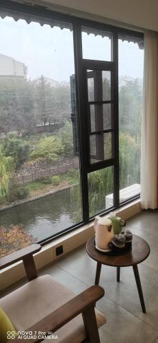 qichi waterfront bandb hotel