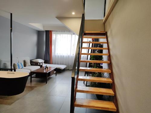 qichi waterfront bandb hotel