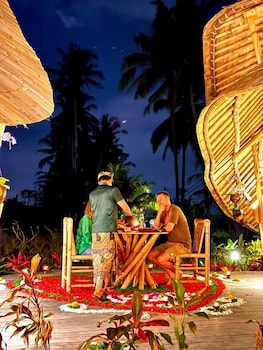 green lander ubud