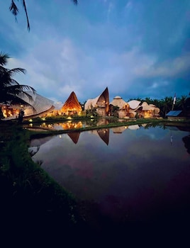 green lander ubud