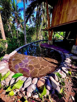 green lander ubud