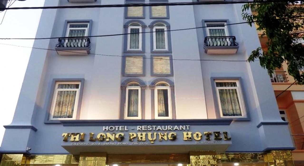 thi long phung hotel