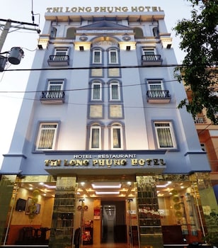 thi long phung hotel