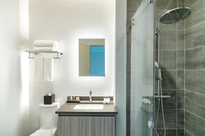 ellipse resort grace bay