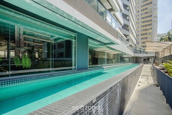 your complete stay in a building with a pool just steps from the subway fre