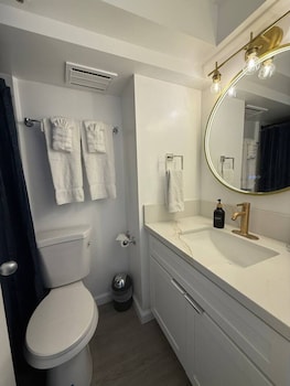 island colony hotel