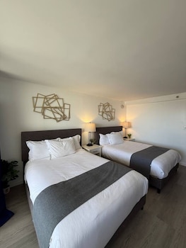 island colony hotel