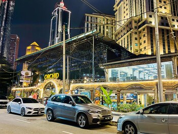 scarletz klcc by miami hospitality