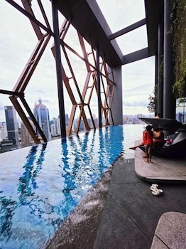 scarletz klcc by miami hospitality