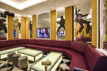 scarletz klcc by miami hospitality