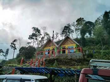 nambang homestay tinchuley