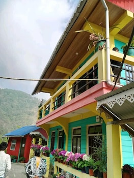 nambang homestay tinchuley