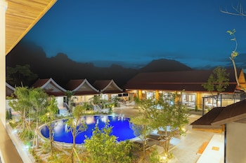 paradise mountain view resort
