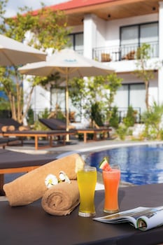 paradise mountain view resort