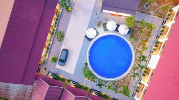 paradise mountain view resort