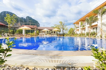 paradise mountain view resort
