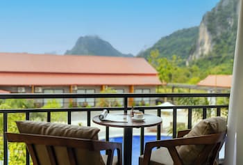paradise mountain view resort