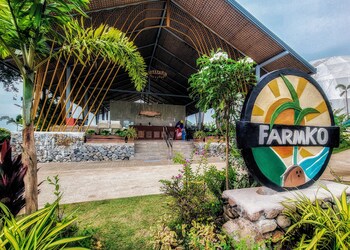 farmko glamping