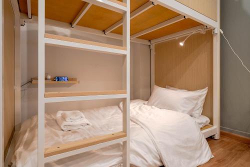 bluehouse191 hometel