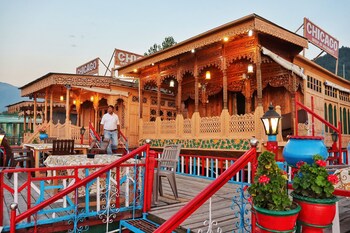 chicago houseboats