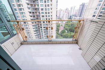 Tyms Xujiahui Premium 2Br Apt Metro,,3 star