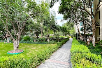 tyms xujiahui premium 2br apt metro