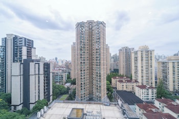 Tyms 1Br Apt Tianshan Dynasty View,,3 star