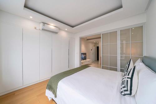 tyms 1br apt tianshan dynasty view