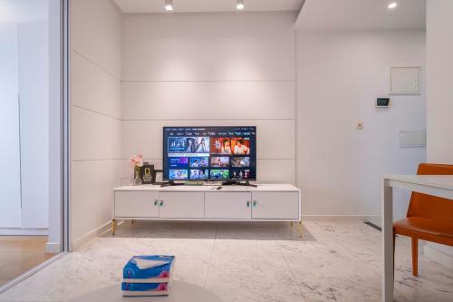 tyms 1br apt tianshan dynasty view
