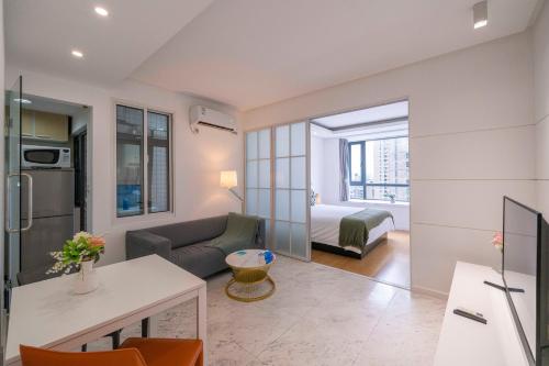 Tyms 1Br Apt Tianshan Dynasty View,,3 star