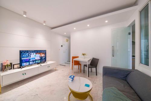 tyms 1br apt tianshan dynasty view