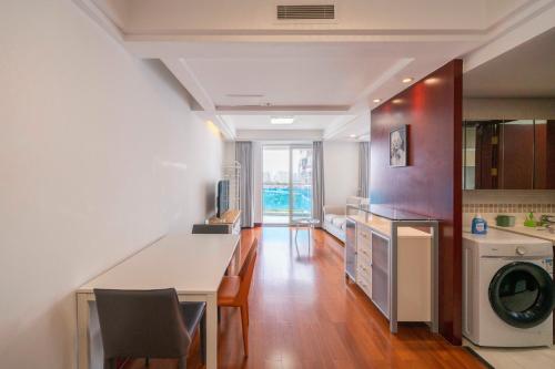 tyms xujiahui modern 1br apt
