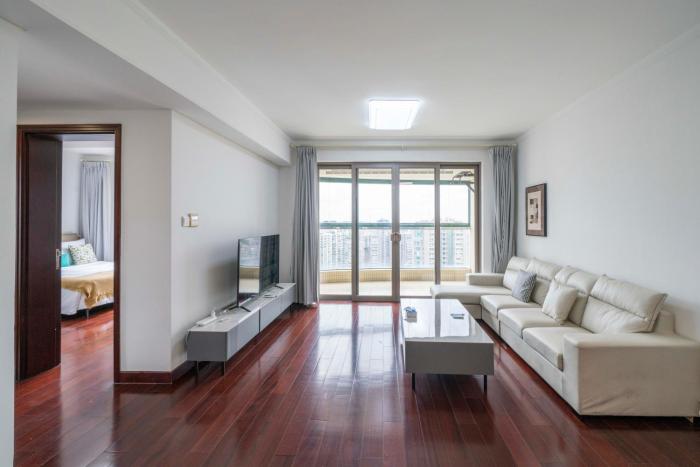 tyms 2br apt hongqiao yucui garden