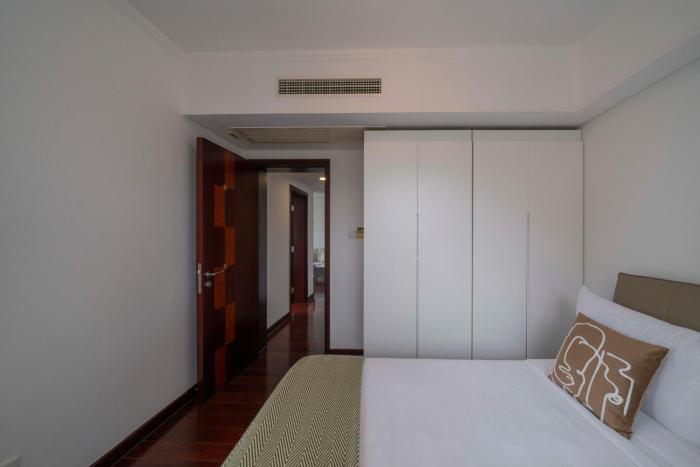 tyms 2br apt hongqiao yucui garden