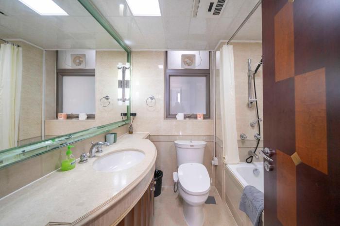 tyms 2br apt hongqiao yucui garden