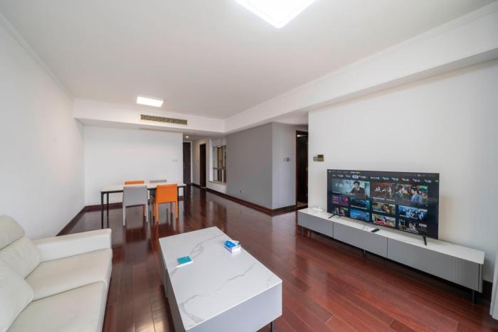 tyms 2br apt hongqiao yucui garden