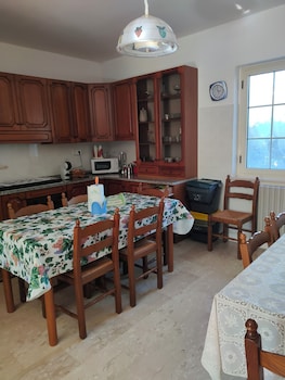 holiday calabria rooms