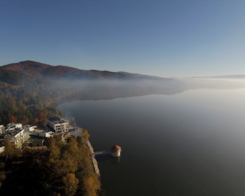 lake view zywiec resort and spa