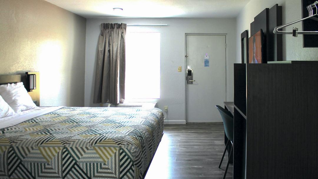 motel 6 mccomb ms