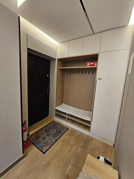 central guest house