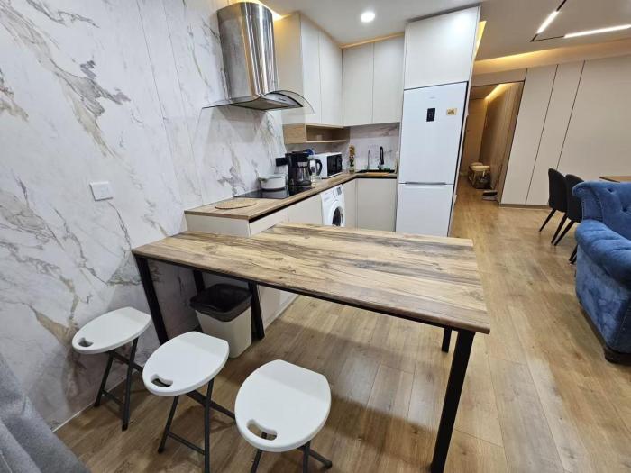 central guest house
