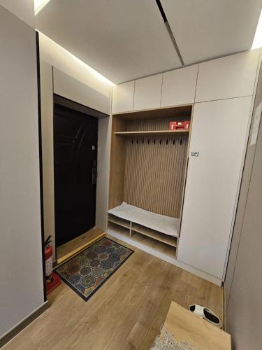 central guest house