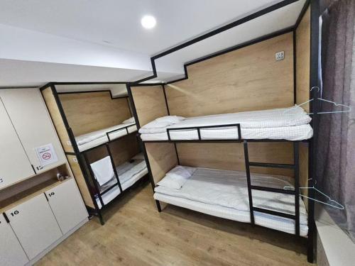 central guest house